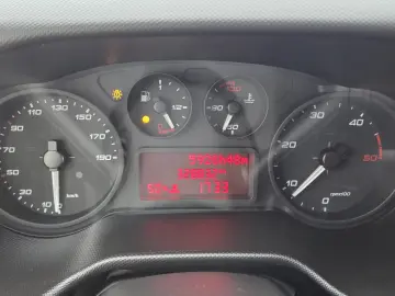 Iveco Daily 35-160 box 4.9m  impecabil  cash leasing