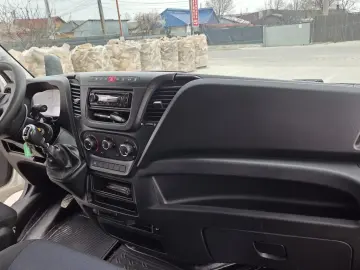 Iveco Daily 35-160 box 4.9m  impecabil  cash leasing