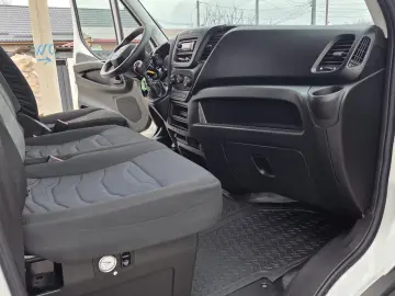 Iveco Daily 35-160 box 4.9m  impecabil  cash leasing