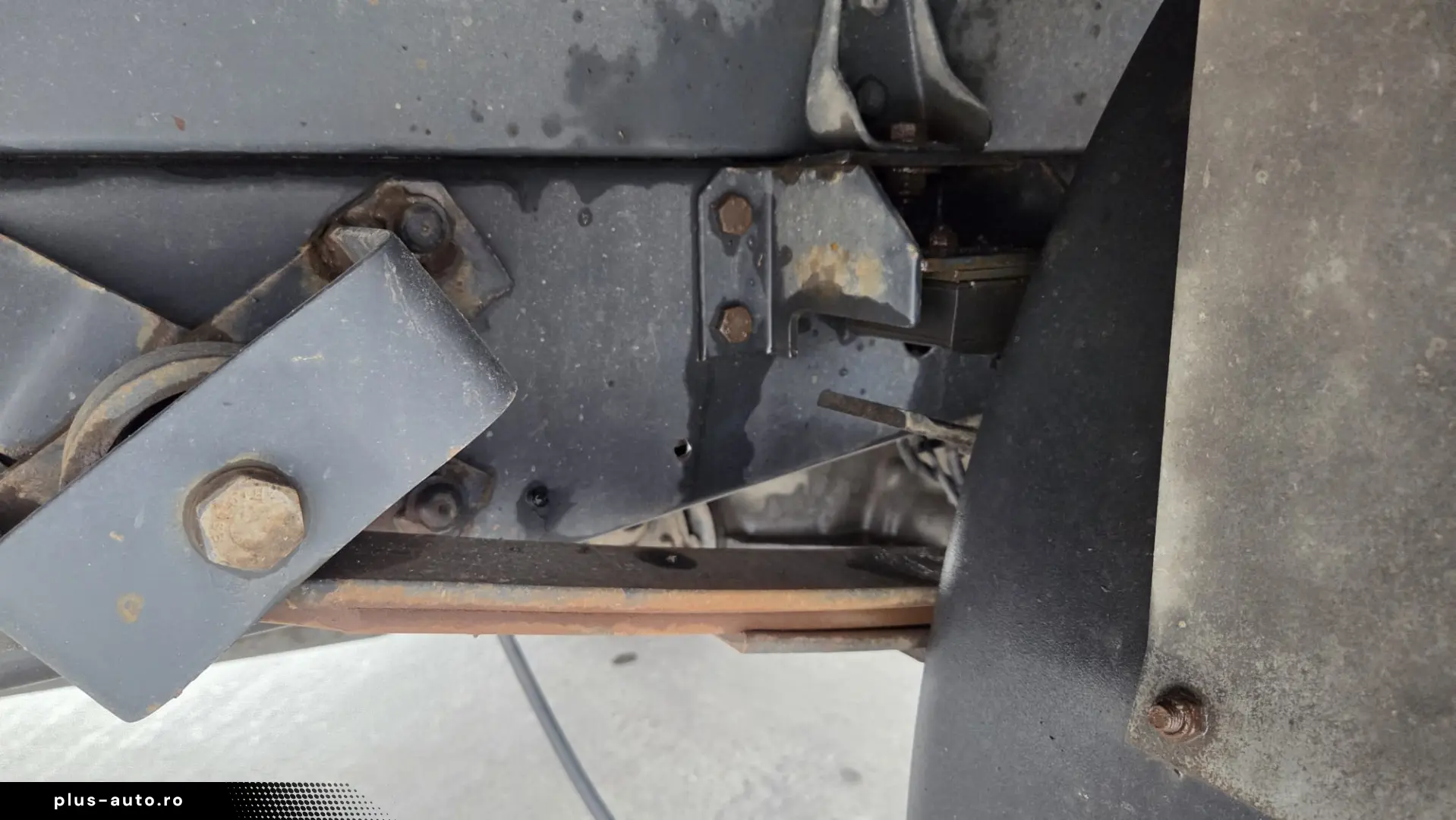 Iveco Daily 35-160 box 4.9m  impecabil  cash leasing