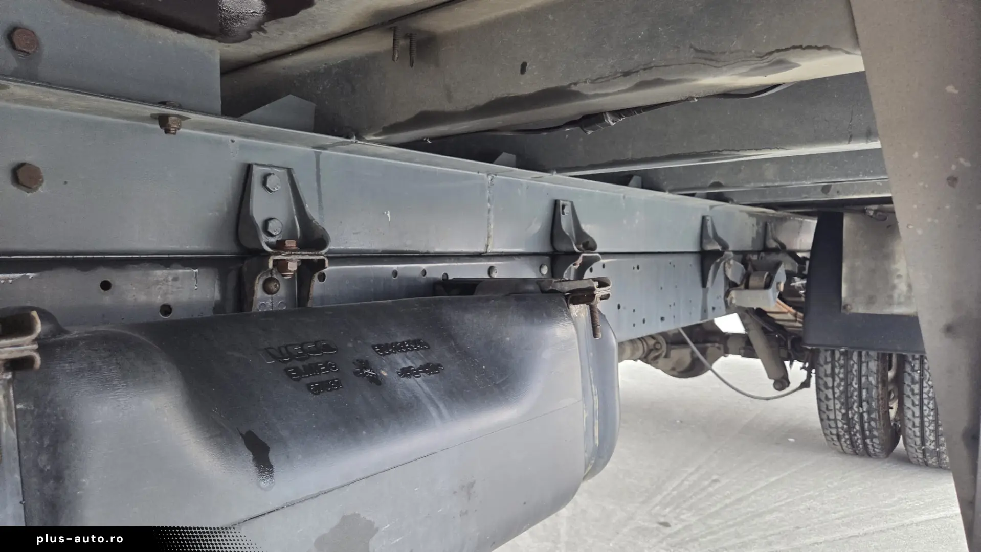 Iveco Daily 35-160 box 4.9m  impecabil  cash leasing