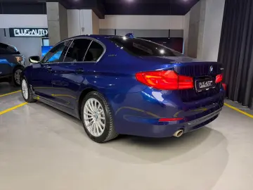 BMW 530e Luxury Line iPerformance