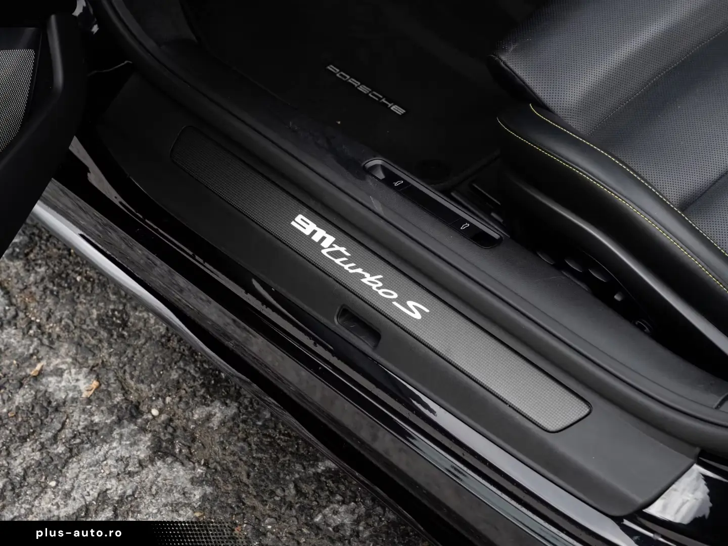 Porsche 992 911 Turbo S Cabriolet LED Matrix Sport Exhaust