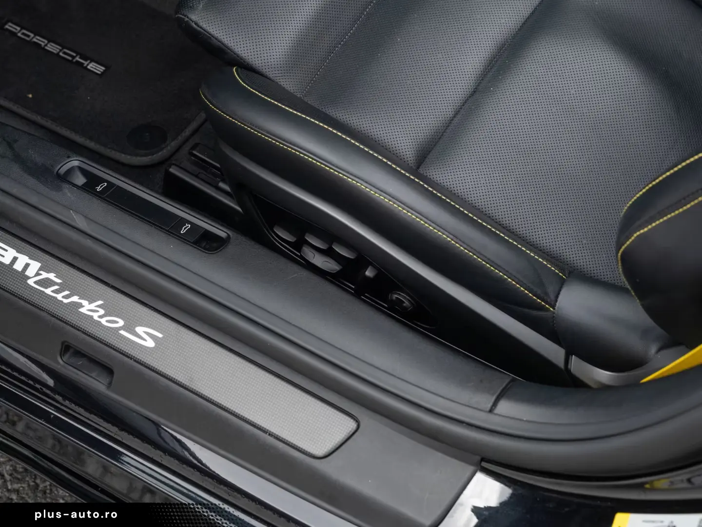 Porsche 992 911 Turbo S Cabriolet LED Matrix Sport Exhaust