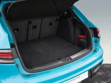 Porsche Macan S Sport Chrono Package Auxiliary Heater BOSE