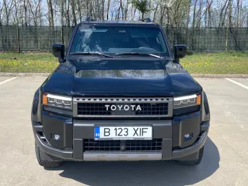 Toyota Land Cruiser 2.8l D-4D 204 CP A T 7 locuri Executive