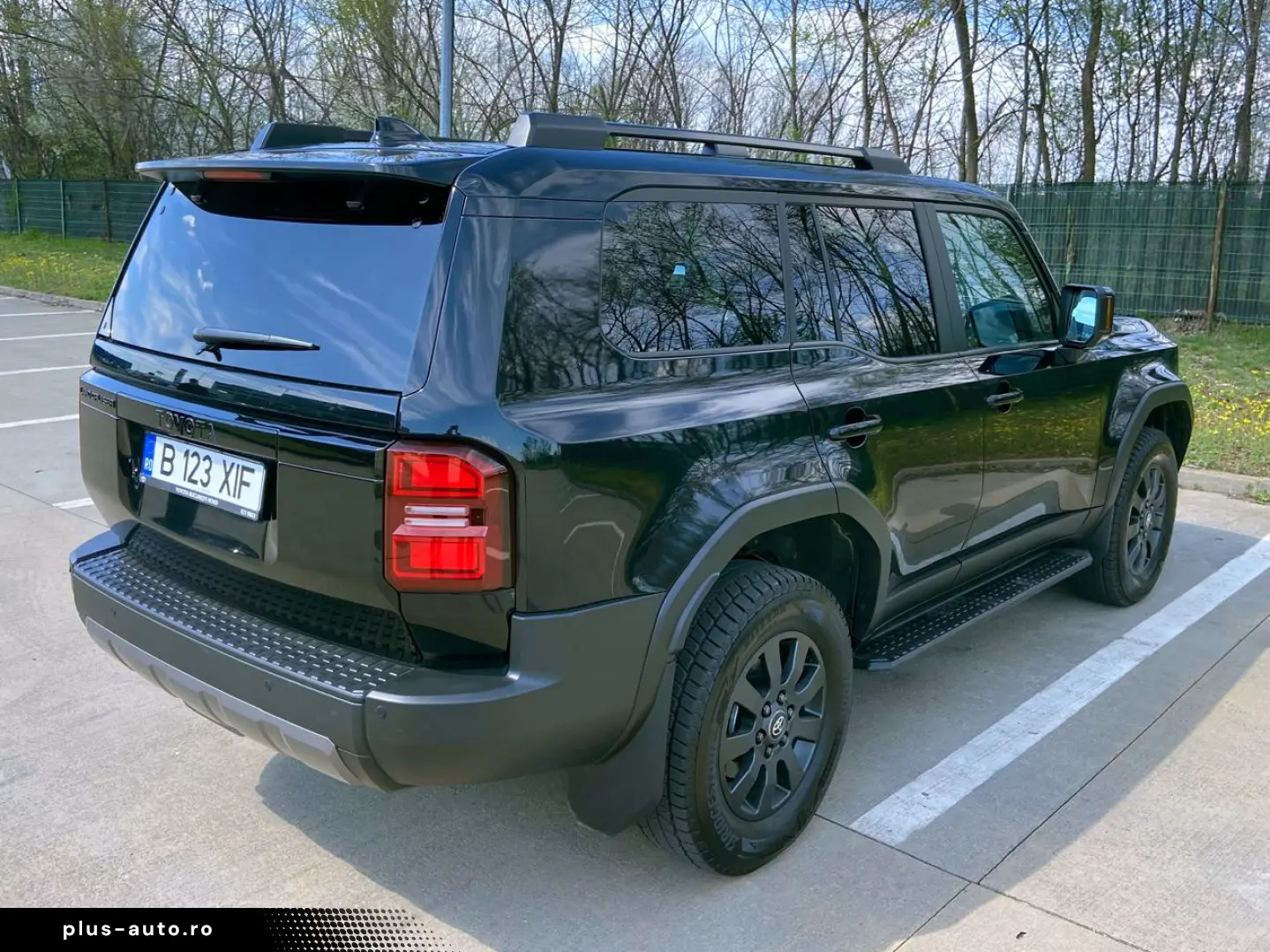 Toyota Land Cruiser 2.8l D-4D 204 CP A T 7 locuri Executive