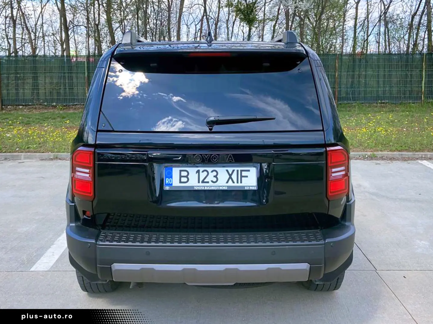 Toyota Land Cruiser 2.8l D-4D 204 CP A T 7 locuri Executive