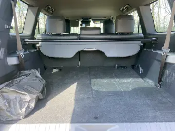 Toyota Land Cruiser 2.8l D-4D 204 CP A T 7 locuri Executive