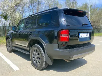 Toyota Land Cruiser 2.8l D-4D 204 CP A T 7 locuri Executive