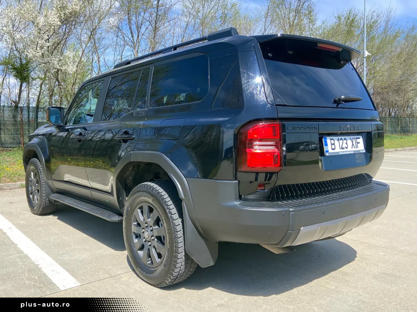 Toyota Land Cruiser 2.8l D-4D 204 CP A T 7 locuri Executive