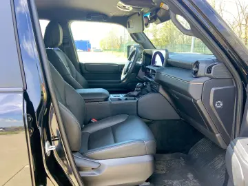 Toyota Land Cruiser 2.8l D-4D 204 CP A T 7 locuri Executive