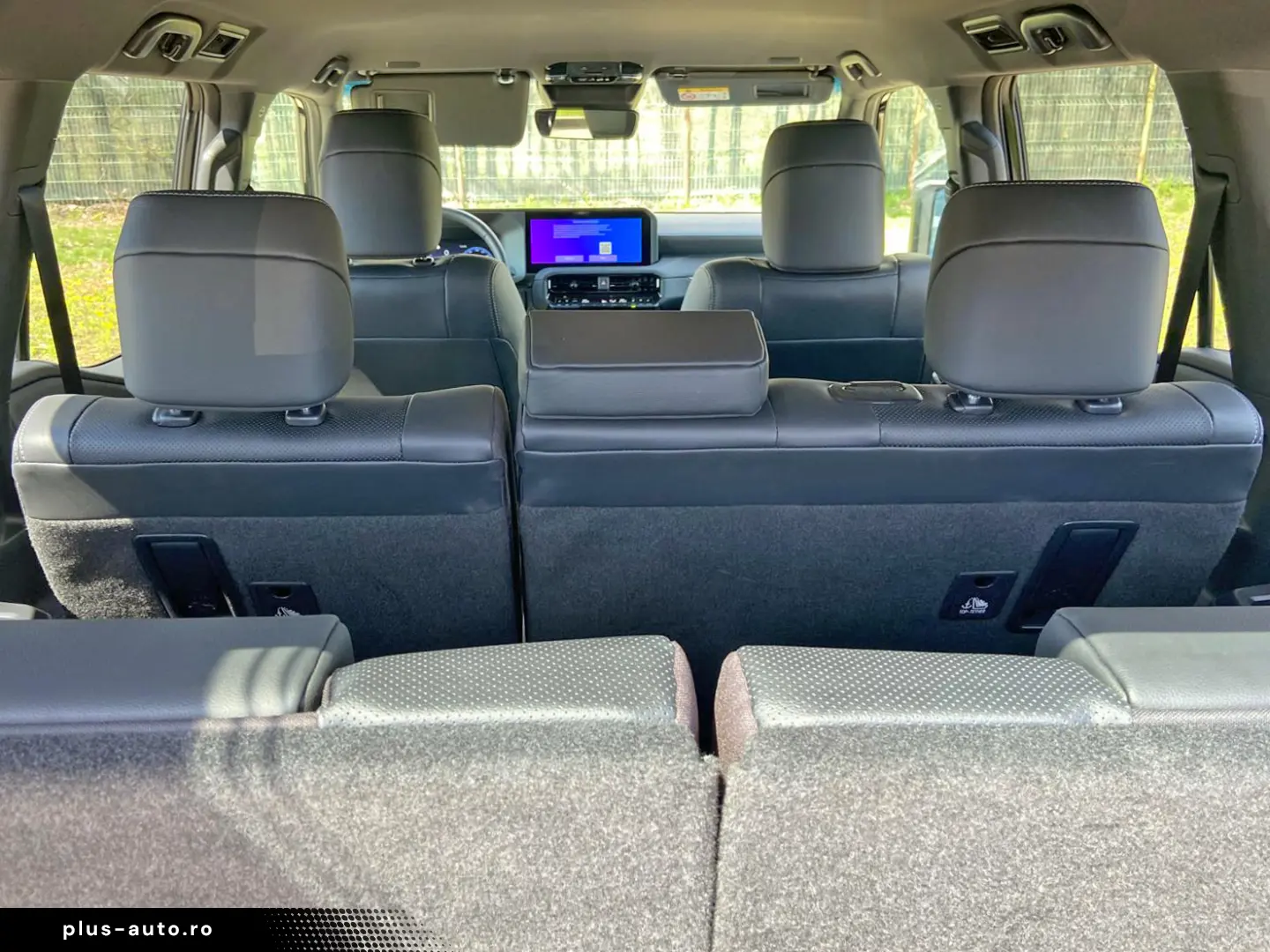 Toyota Land Cruiser 2.8l D-4D 204 CP A T 7 locuri Executive