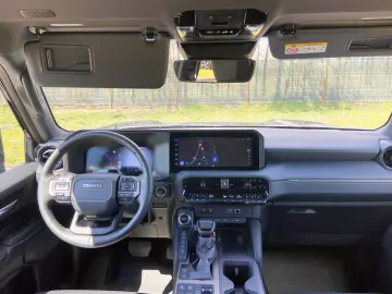 Toyota Land Cruiser 2.8l D-4D 204 CP A T 7 locuri Executive