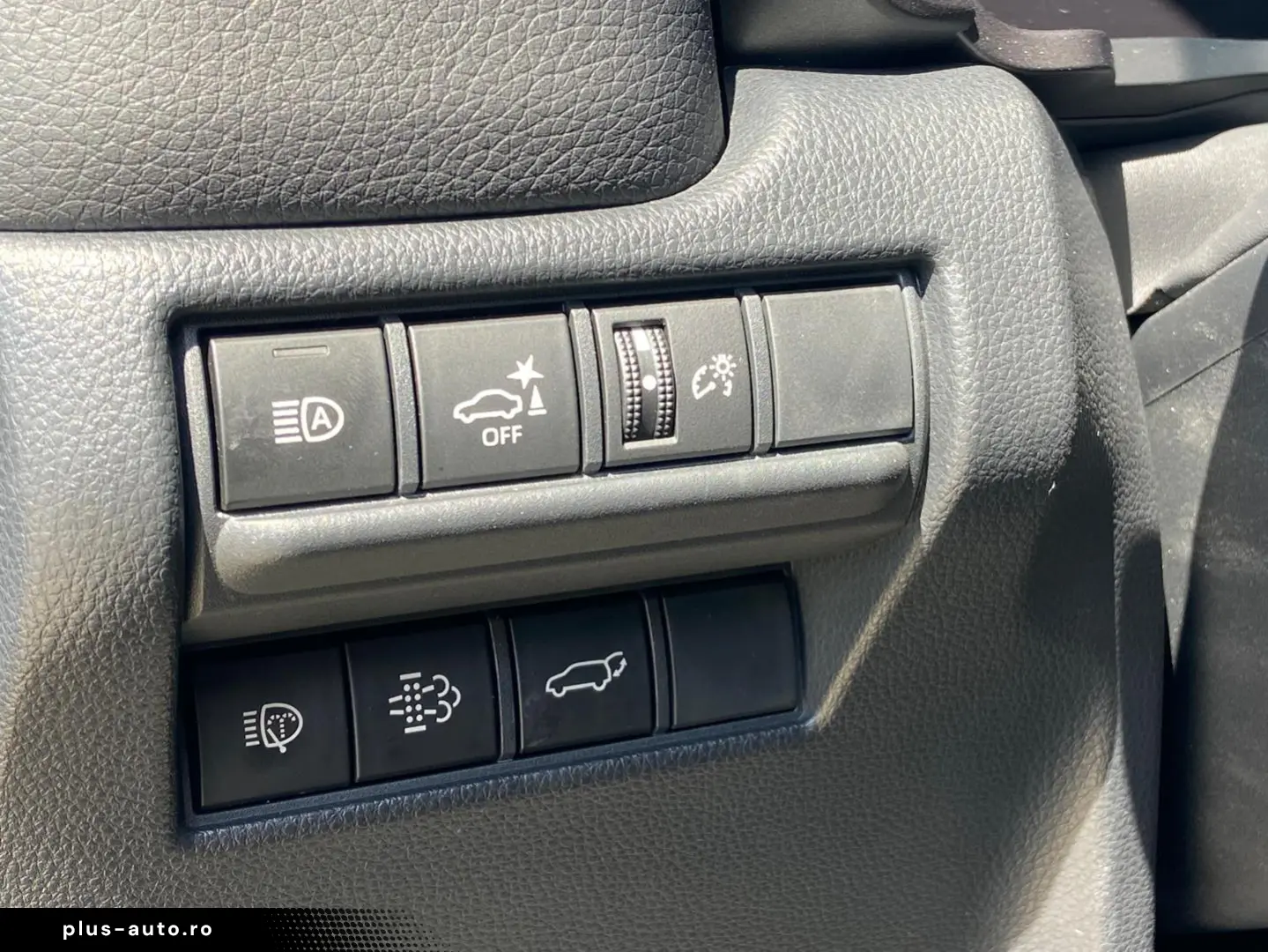 Toyota Land Cruiser 2.8l D-4D 204 CP A T 7 locuri Executive