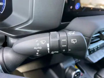 Toyota Land Cruiser 2.8l D-4D 204 CP A T 7 locuri Executive