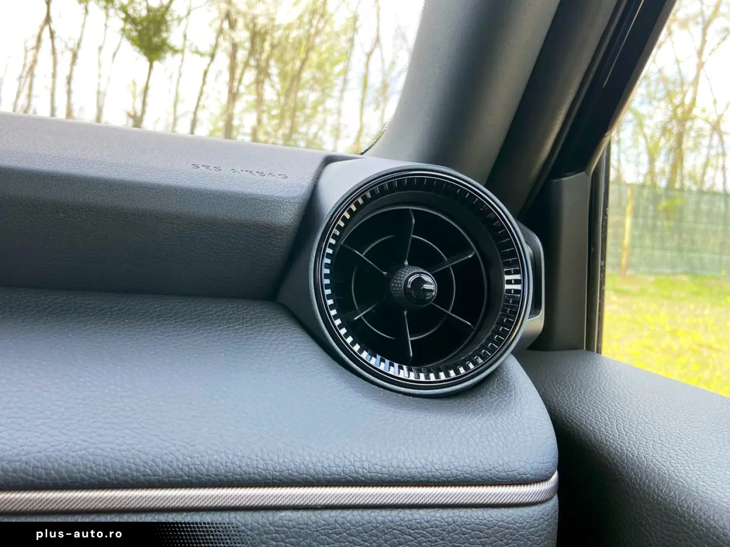 Toyota Land Cruiser 2.8l D-4D 204 CP A T 7 locuri Executive