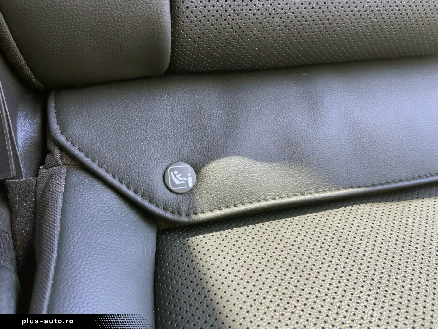 Toyota Land Cruiser 2.8l D-4D 204 CP A T 7 locuri Executive