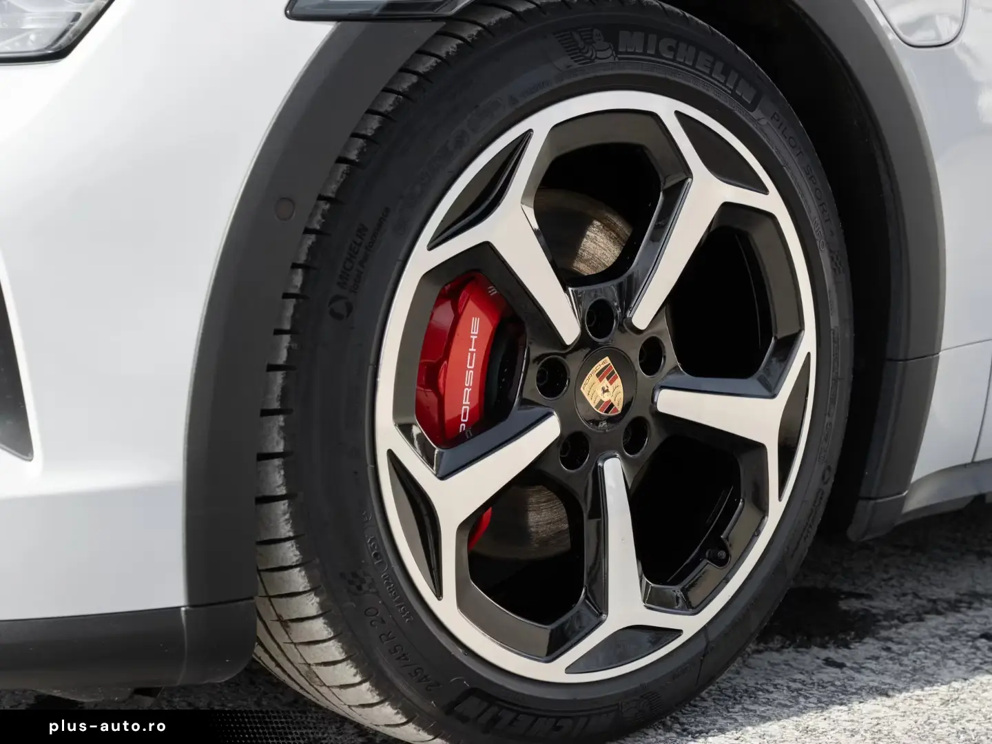 Porsche Taycan 4S Cross Turismo Sport Chrono Package BOSE