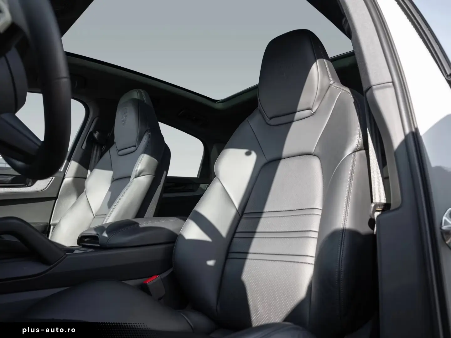 Porsche Cayenne E-Hybrid Coupe