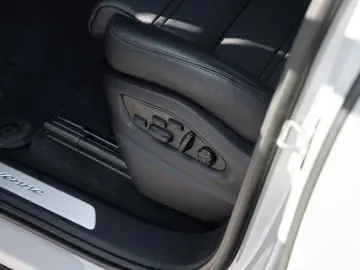 Porsche Cayenne E-Hybrid Coupe