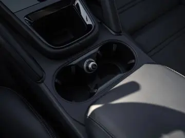 Porsche Cayenne E-Hybrid Coupe