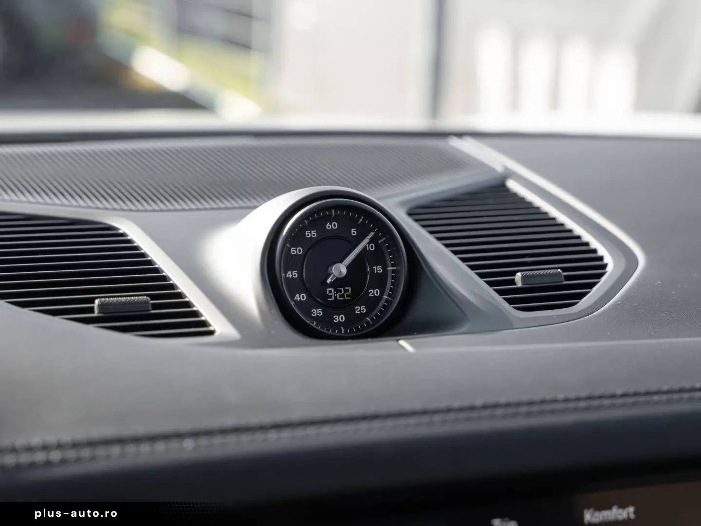 Porsche Cayenne E-Hybrid Coupe