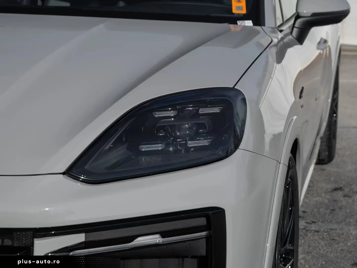 Porsche Cayenne E-Hybrid Coupe