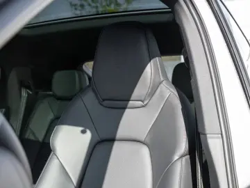 Porsche Cayenne E-Hybrid Coupe