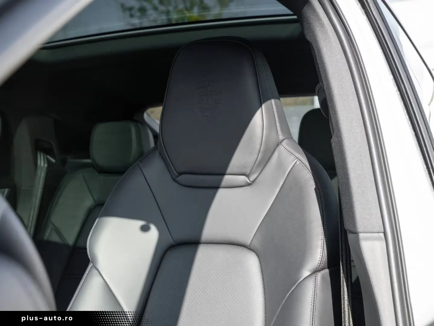 Porsche Cayenne E-Hybrid Coupe