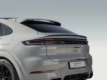 Porsche Cayenne E-Hybrid Coupe