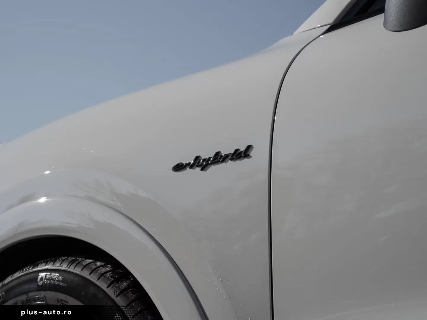 Porsche Cayenne E-Hybrid Coupe