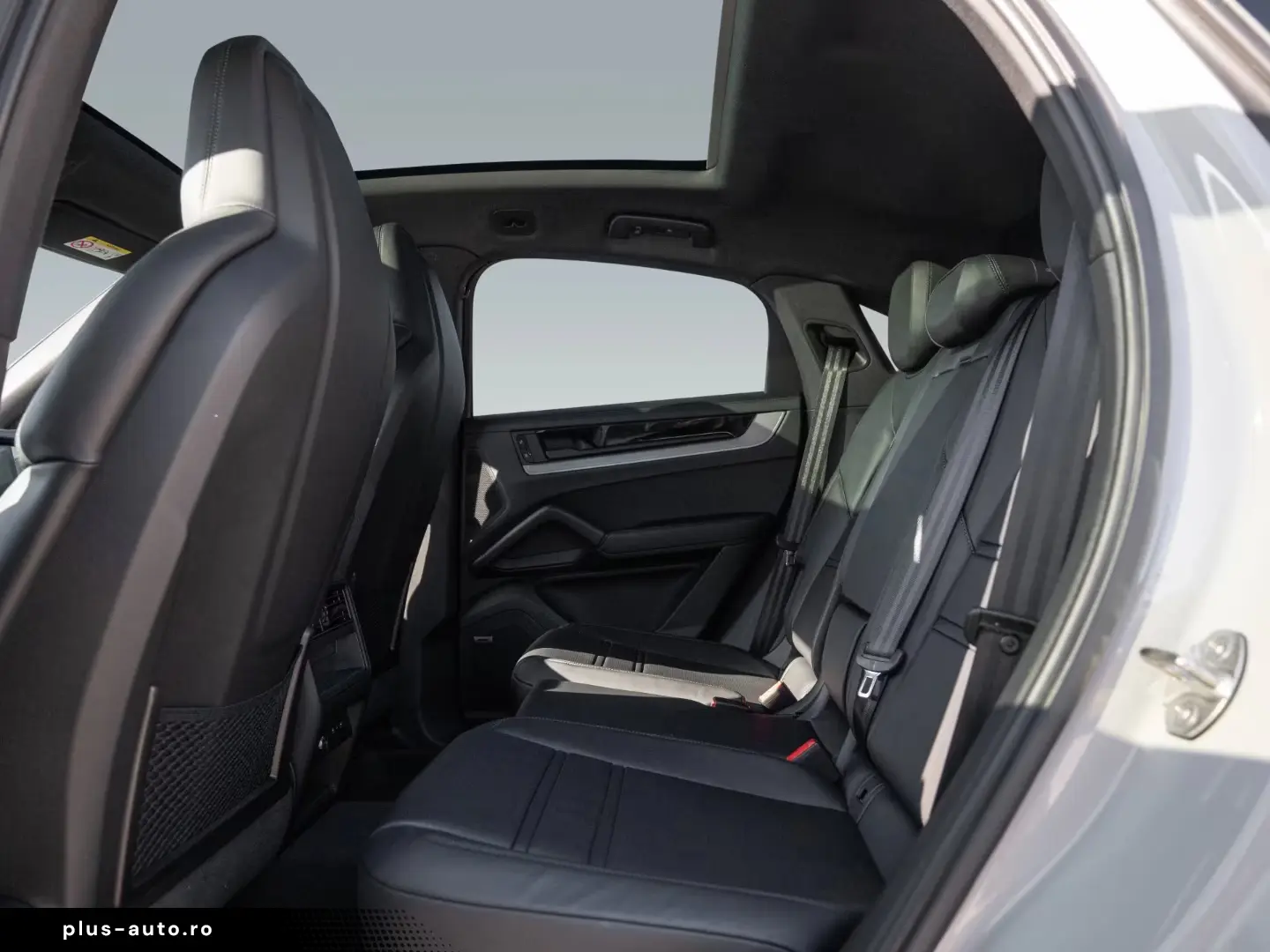 Porsche Cayenne E-Hybrid Coupe