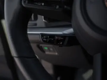 Porsche Cayenne E-Hybrid Coupe