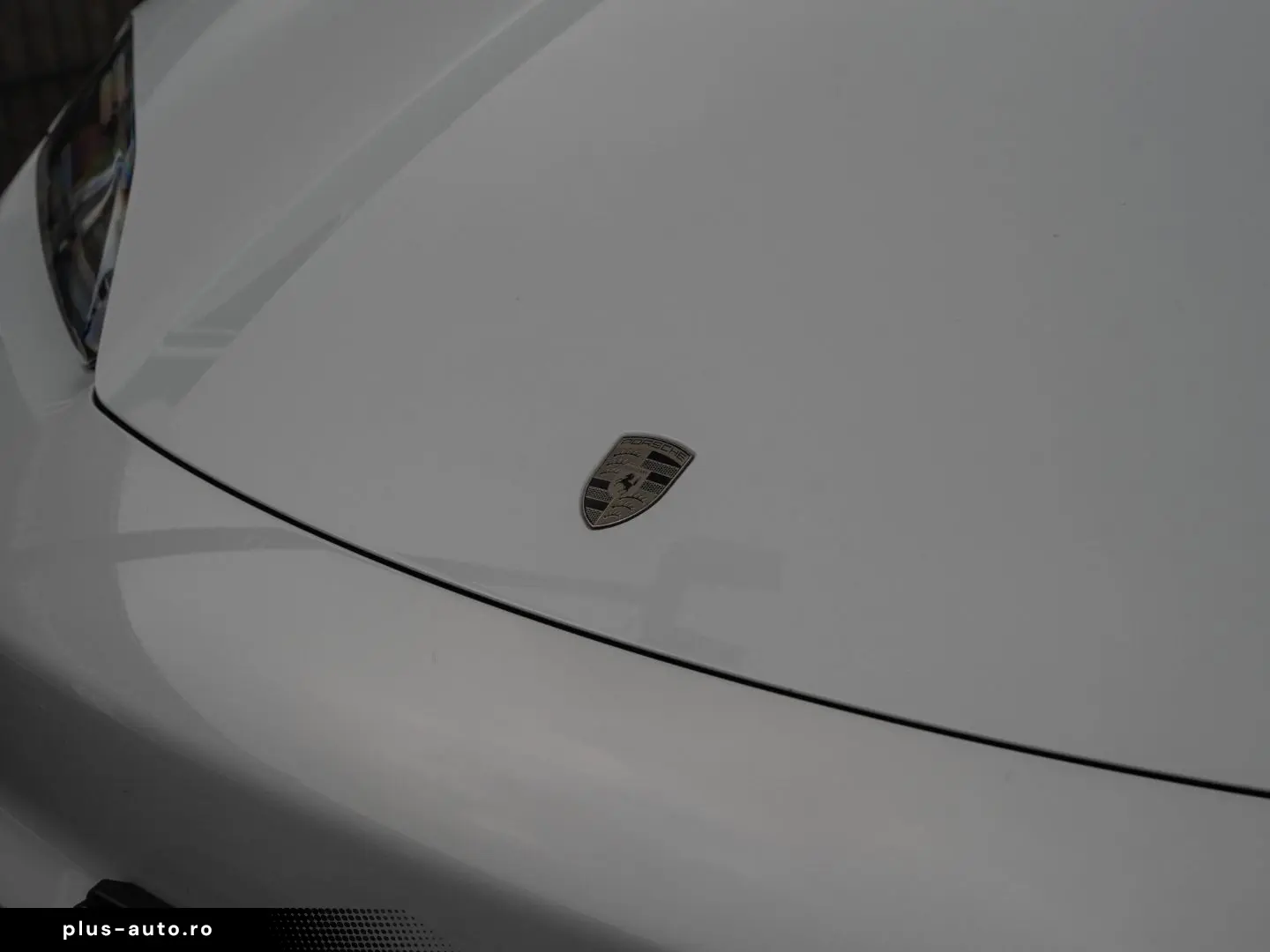 PORSCHE Macan Electric Turbo Burmester HeadUp InnoDrive