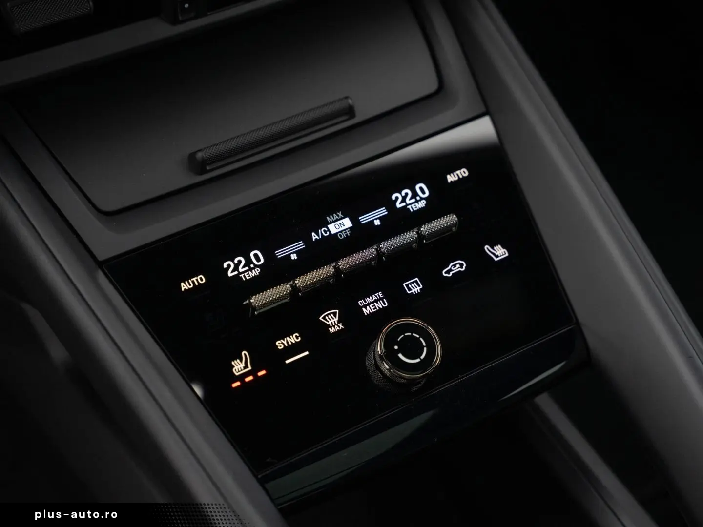 PORSCHE Macan Electric Turbo Burmester HeadUp InnoDrive