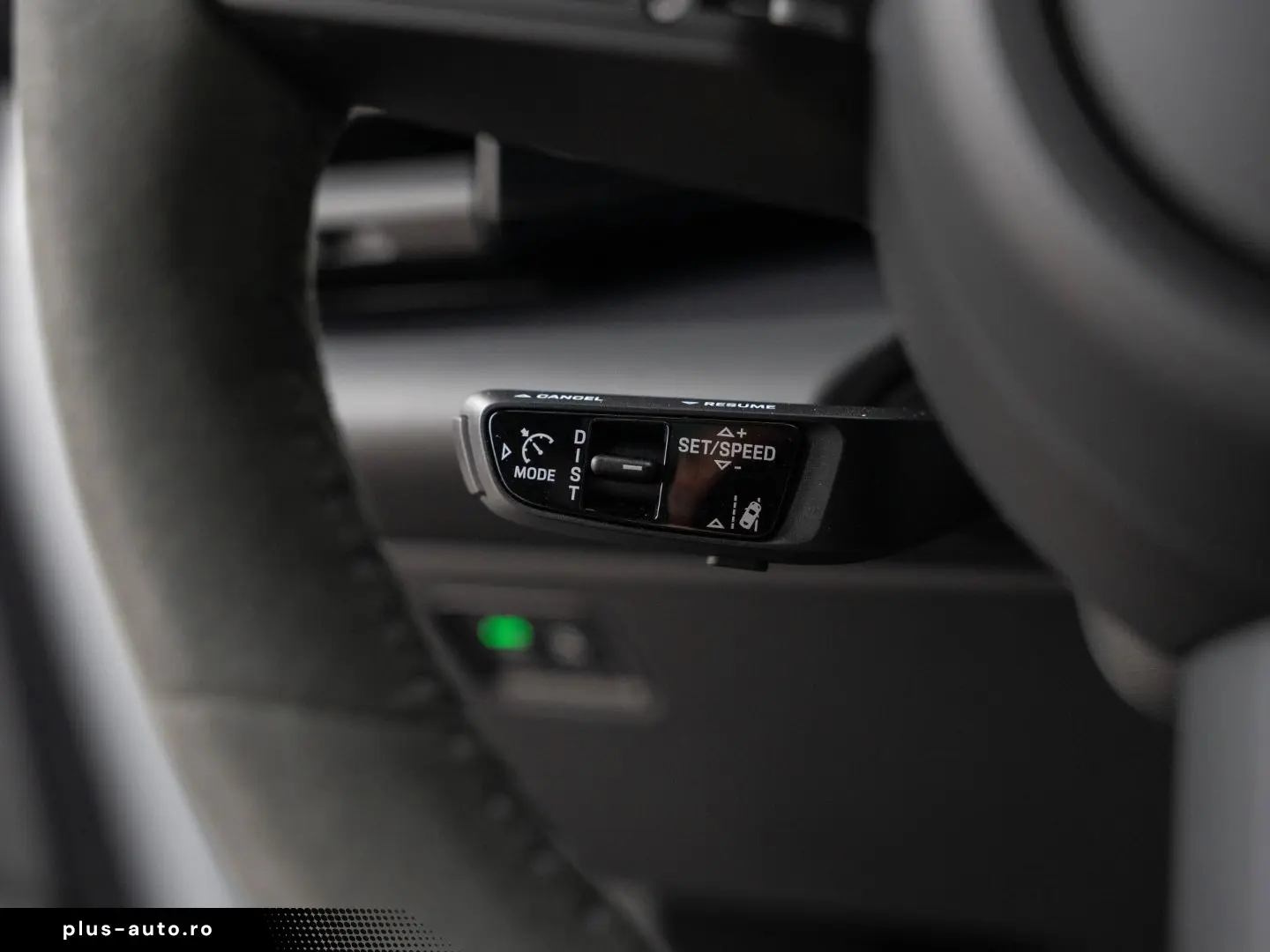 PORSCHE Macan Electric Turbo Burmester HeadUp InnoDrive