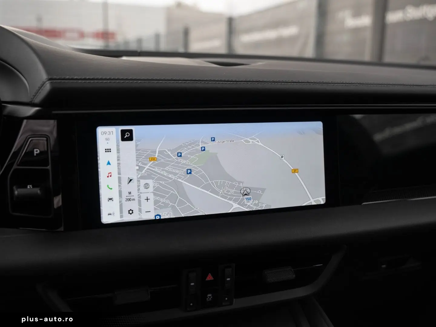 PORSCHE Macan Electric Turbo Burmester HeadUp InnoDrive