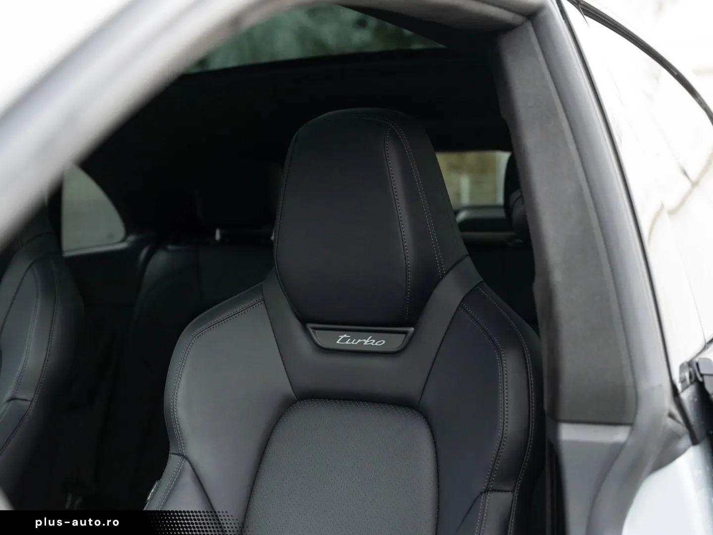 PORSCHE Macan Electric Turbo Burmester HeadUp InnoDrive