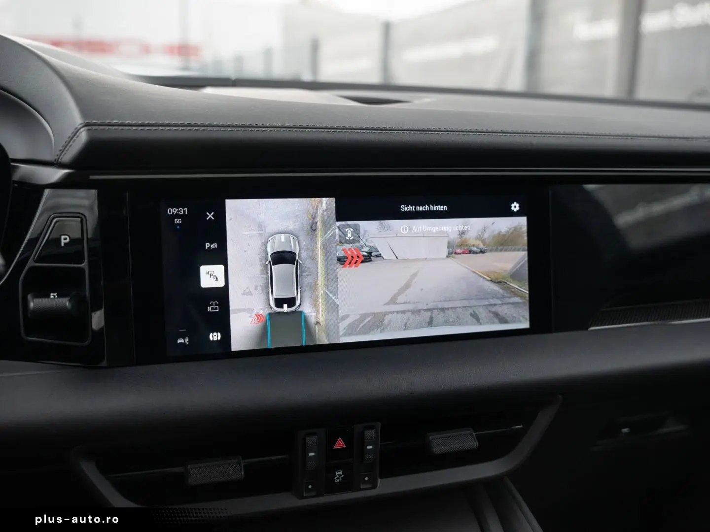 PORSCHE Macan Electric Turbo Burmester HeadUp InnoDrive