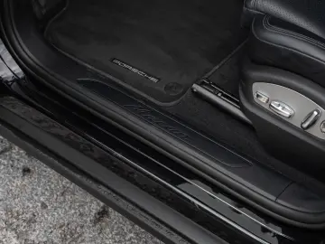 PORSCHE Macan Panorama Dachsystem 14 Wege Sitze BOSE