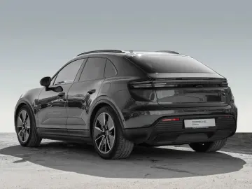 PORSCHE Macan 4 AHK Sport Chrono Paket Luftfederung