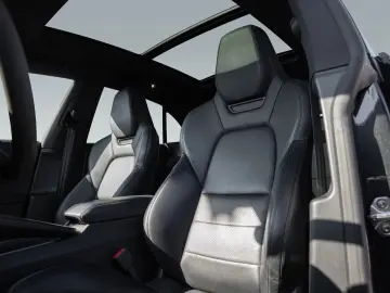 PORSCHE Macan 4 AHK Sport Chrono Paket Luftfederung