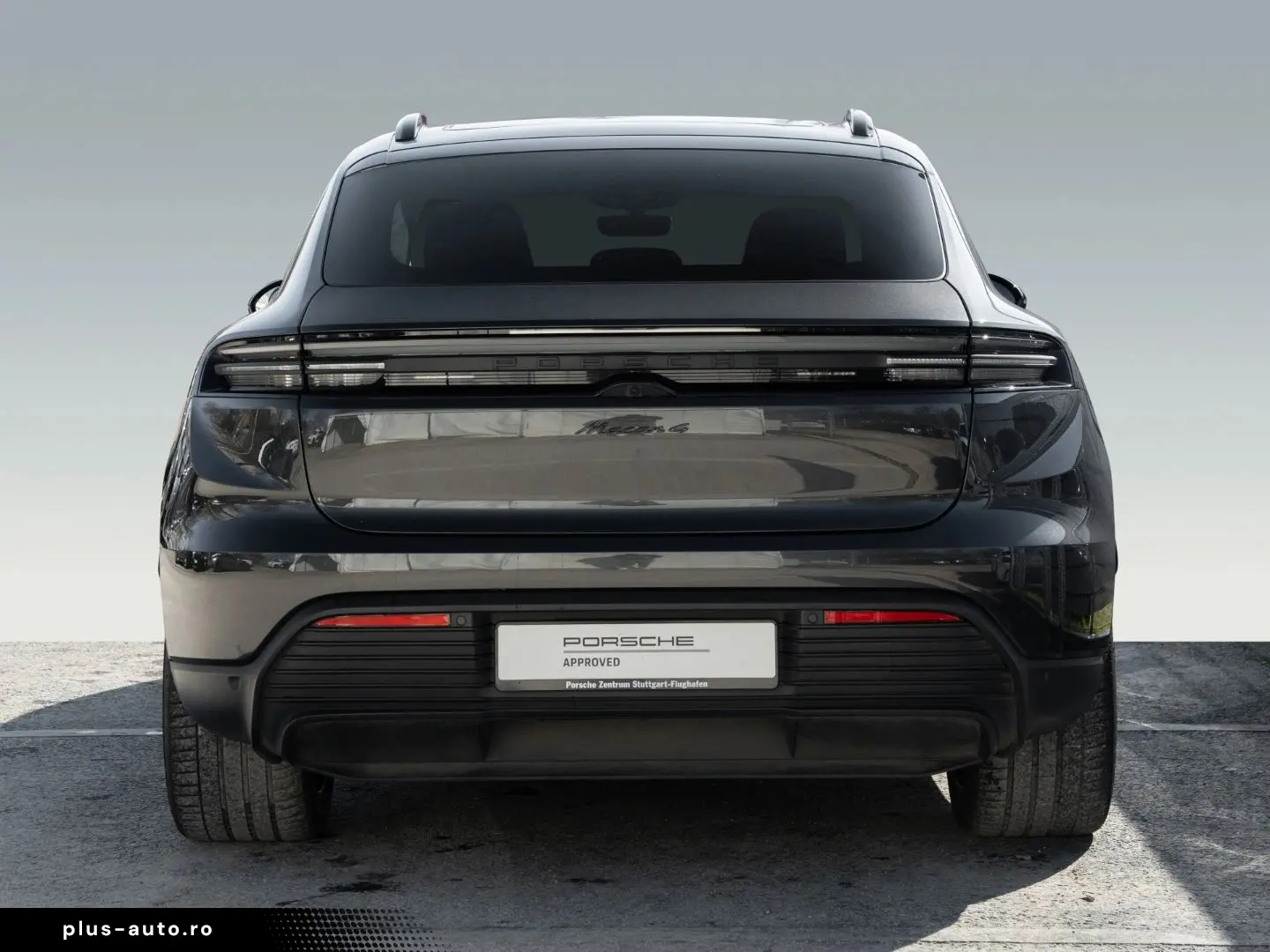 PORSCHE Macan 4 AHK Sport Chrono Paket Luftfederung