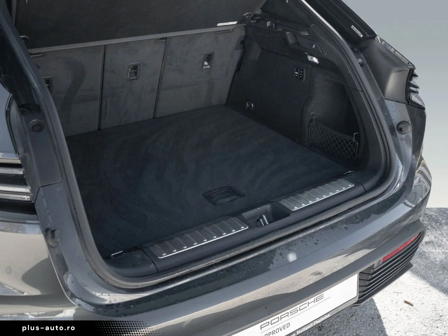 PORSCHE Macan 4 AHK Sport Chrono Paket Luftfederung