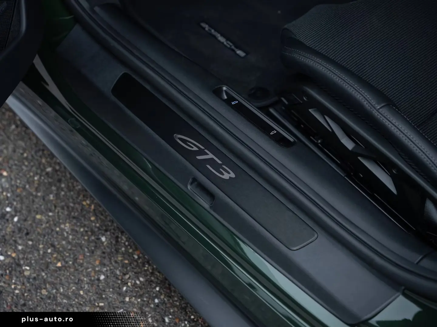 Porsche 992-2 (911) GT3 with Touring package