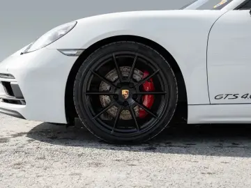 PORSCHE Boxster GTS 4.0 PDK CarPlay BOSE Navi LED