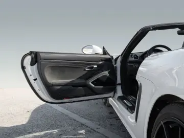 PORSCHE Boxster GTS 4.0 PDK CarPlay BOSE Navi LED