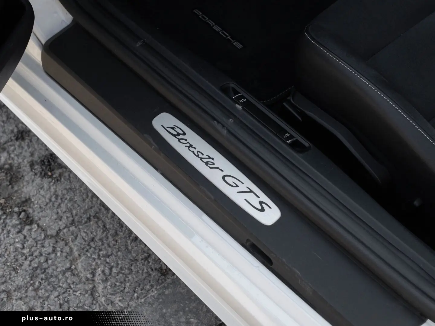 PORSCHE Boxster GTS 4.0 PDK CarPlay BOSE Navi LED