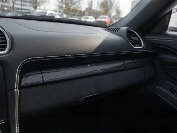 PORSCHE Boxster GTS 4.0 PDK CarPlay BOSE Navi LED